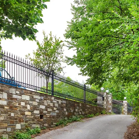 Ileana's House Apartment *